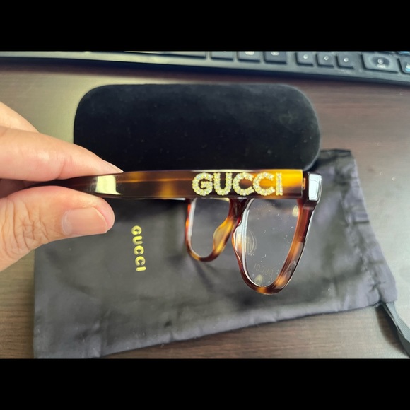 100% Authentic Gucci Glasses - Picture 6 of 8